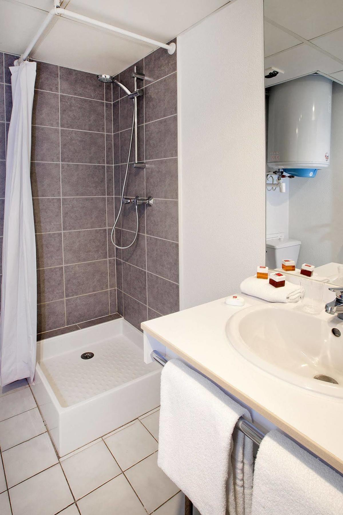 Aparthotel Sejours & Affaires La Rochelle Les Minimes Exterior foto