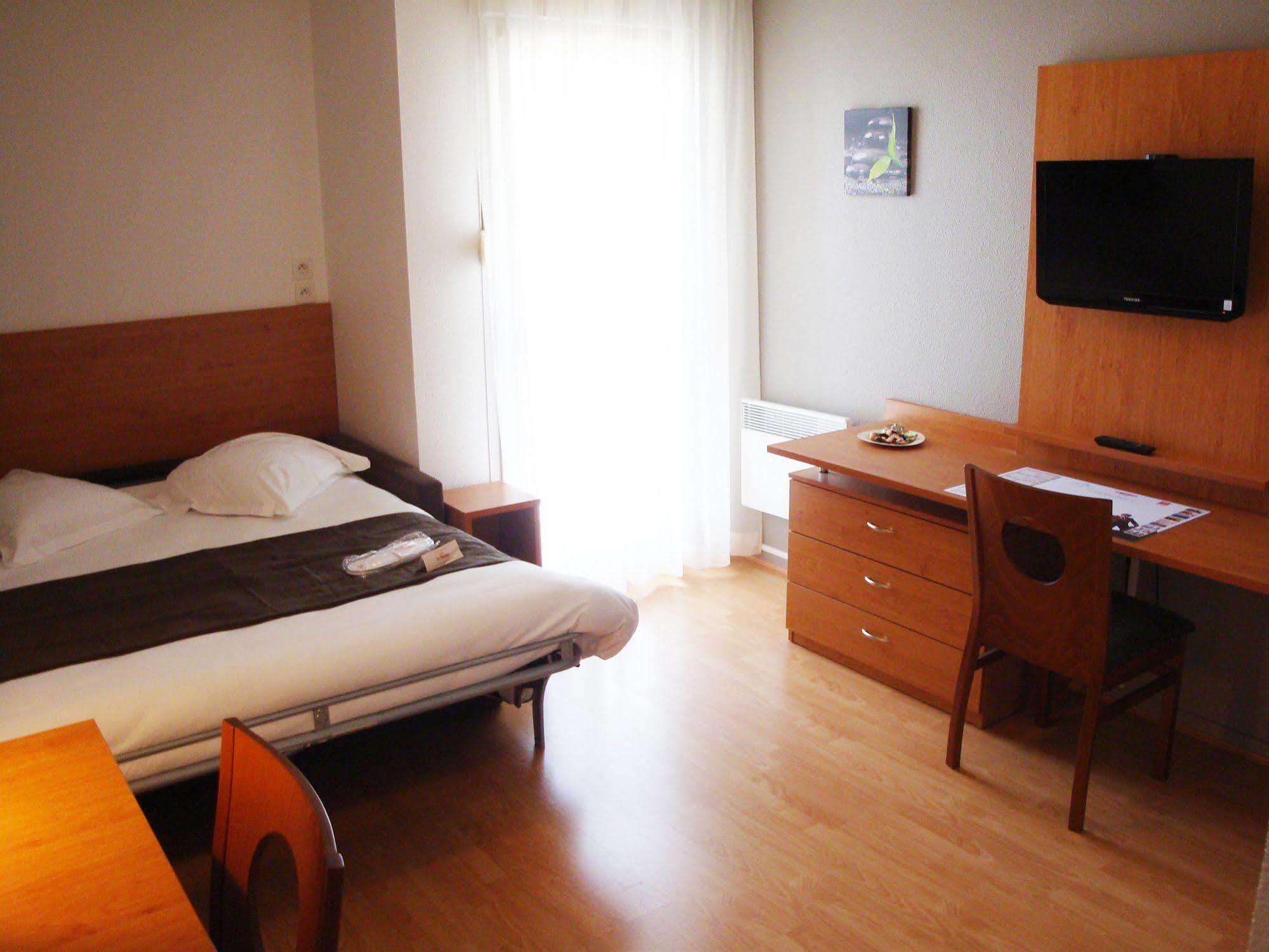 Aparthotel Sejours & Affaires La Rochelle Les Minimes Exterior foto