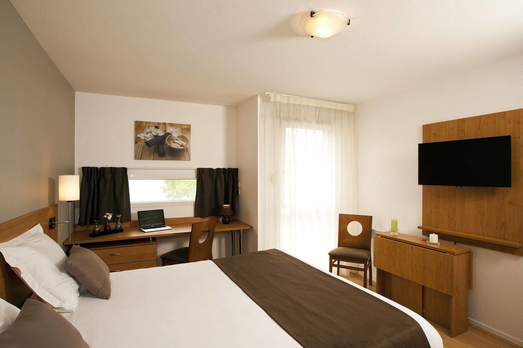 Aparthotel Sejours & Affaires La Rochelle Les Minimes Exterior foto